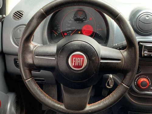 Imagem 11 de 12 de Fiat Uno Sporting 1.4 2013