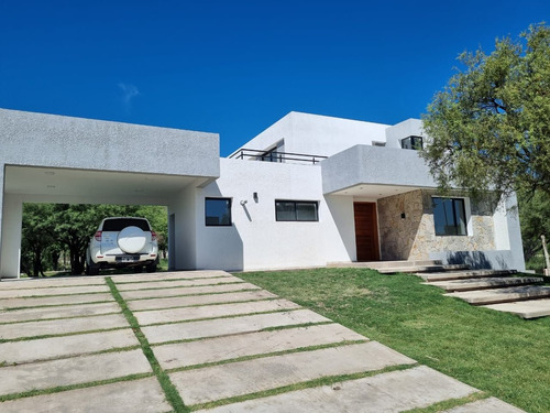 Casa En Venta En Los Quebrachos (las Liebres)