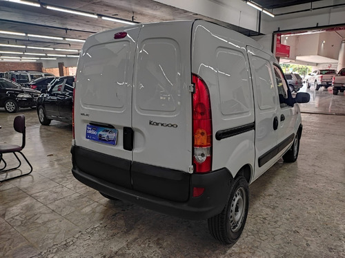 Imagem 8 de 12 de Renault Kangoo