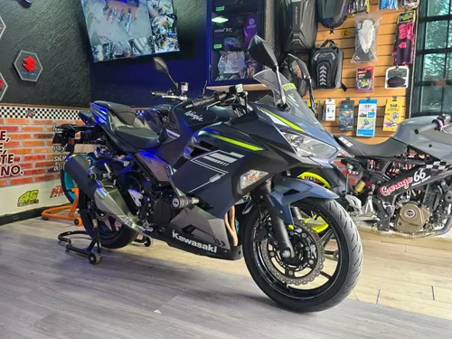 Ninja 400 2022