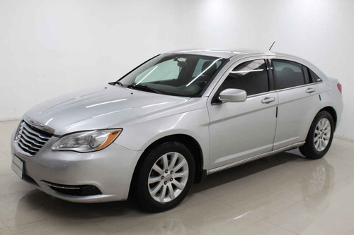 Imagen 1 de 15 de Chrysler 200 2012 4 Cilindros