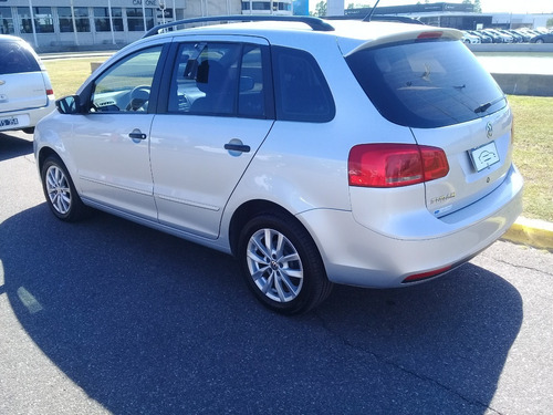Volkswagen Suran 1.6 Trendline 2014 Jf