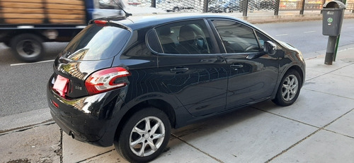 Peugeot 208 1.5 Allure Touchscreen 2013