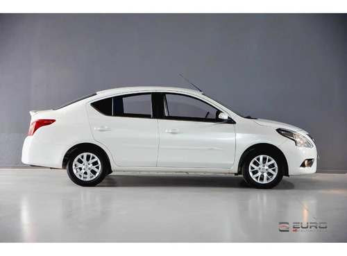 Imagem 4 de 15 de Nissan Versa 1.6 Sv