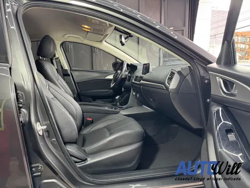 Mazda 3 Touring At 2000cc