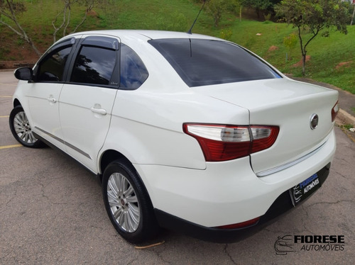 Imagem 7 de 10 de Fiat Grand Siena
