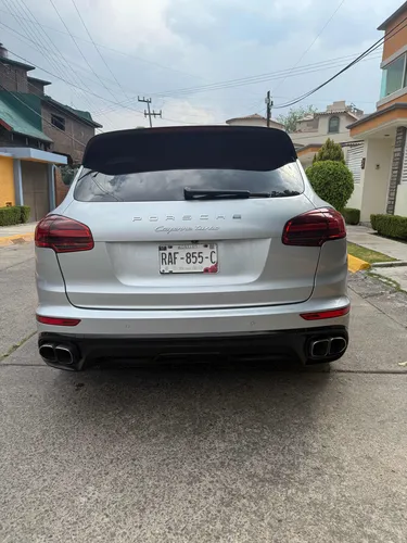 Porsche Cayenne 4.8 Turbo Tiptronic At