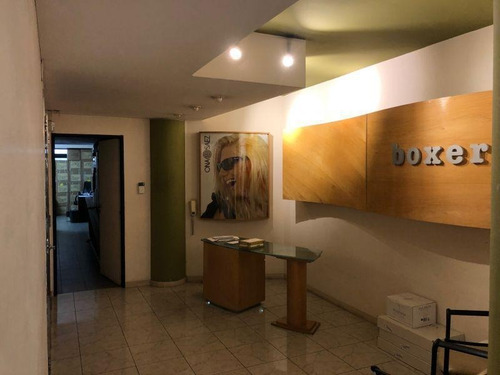 Oficina | Cerrito 146