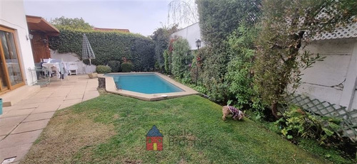 Imagen 26 de 29 de Excelente Casa A La Venta Las Condes