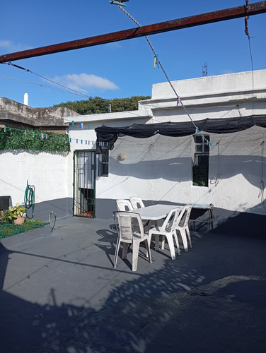 Dueño, Casa A 4 Cuadras De Antel Arena,2 Dormit. Usd 128.000