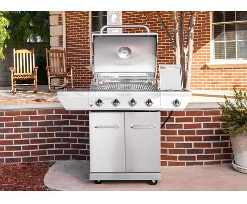 Parrilla Asador De Gas Para Exteriores 5 Quemadores Nexgrill Color Plateado