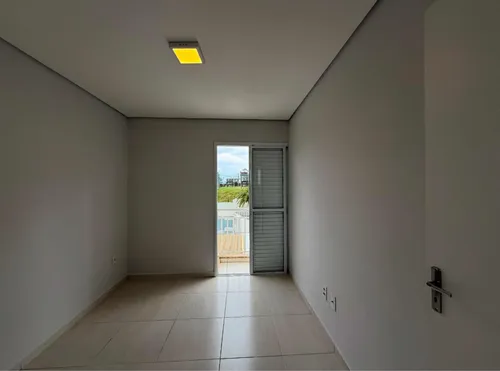 Sobrado Em Condomínio 2 Dormitórios
