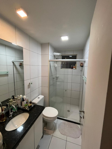 Apartamento Mobiliado Com 3 Quartos Com Suíte E Varanda Na Ponta Verde Rua Deputado José Lages