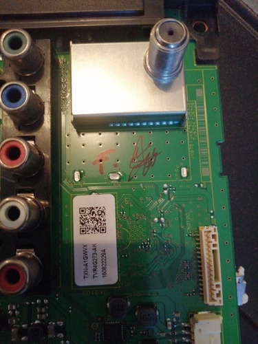 Main Panasonic Tc-32d400x (Usado)