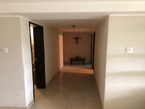 Imagen 11 de 27 de En Venta Amplio Apartamento Ubicado En La Urbanización Bosque Valle (subiendo Tazón) Una De Las Urbanizaciones Más Seguras De Caracas