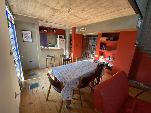 Imagen 4 de 17 de Venta Casa Moderna Con Parque Y Pileta 39 Esq 117