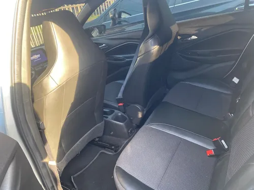 Chevrolet Onix 1.0T Rs Mt