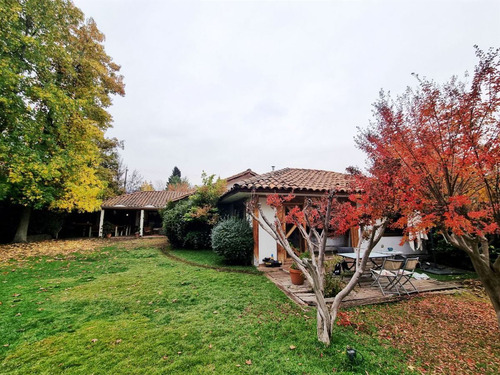 Linda Casa Chilena/gran Terreno De 1.000 Mt2/gino Girardi