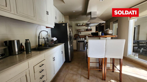 Highland Park Cc, Alberti, Casa En Venta.