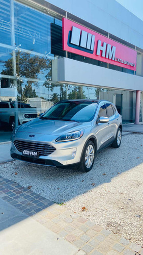 Ford Kuga titanium hibrido