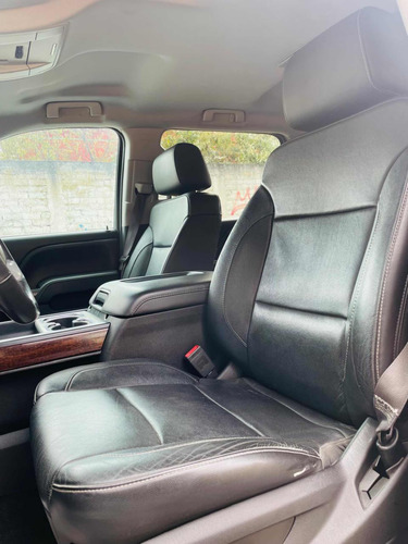 GMC Sierra 5.3 Crew Cabina All Terrain 4x4 Mt