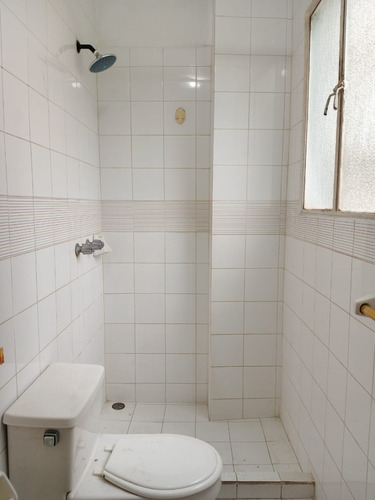 Apartamento/ Alquiler/ Colinas De Bello Monte/ 80m2/ 2h-2b-1p