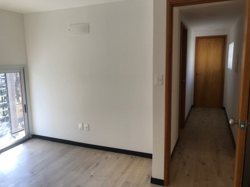 Imagen 8 de 14 de Venta, Prado, Apartamento A Estrenar, Al Frente, 3 Dormit