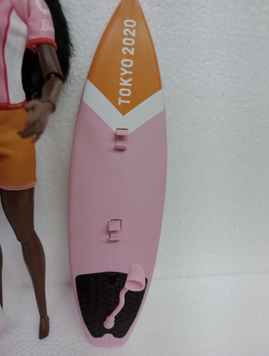 Barbie Profesiones Olimpiadas Tokio 2020 Surfista (Usado)