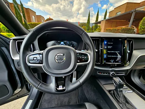 Volvo XC60 2.0 T5 Awd R-design