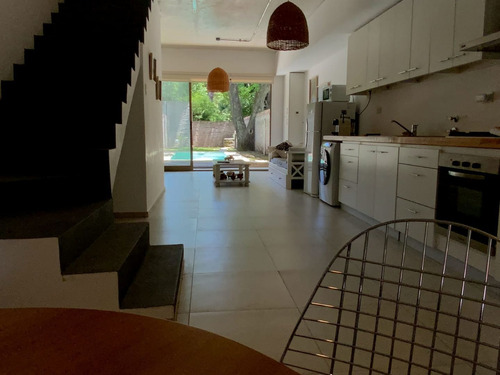 Imagen 7 de 14 de Duplex En Alquiler En El Barrio Montecarlo, Pilar