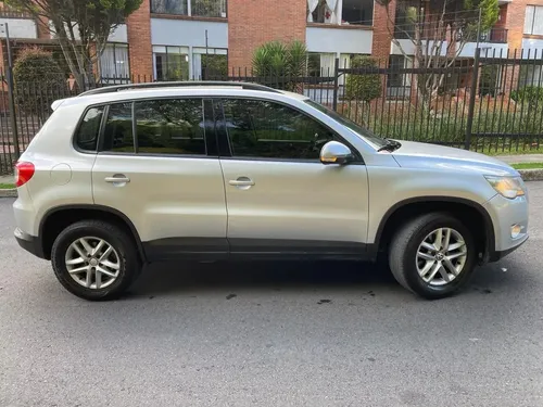 Volkswagen Tiguan 2.0 Track & Field