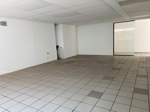 Imagen 2 de 4 de Local Renta Bosques De Las Lomas 60 M2