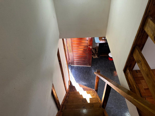 Venta De Casa + Monoambiente En La Caleta