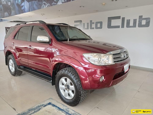 Toyota Fortuner Sr