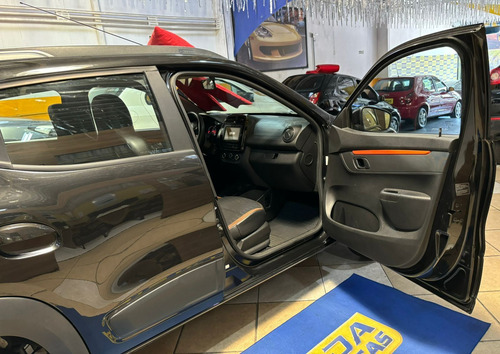 Renault Kwid 2022 1.0 FLEX Outsides Completo Manual Único Dono Preto