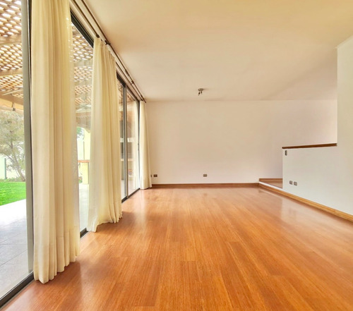 En Venta Práctica, Cómoda Y Linda Casa En Chamisero