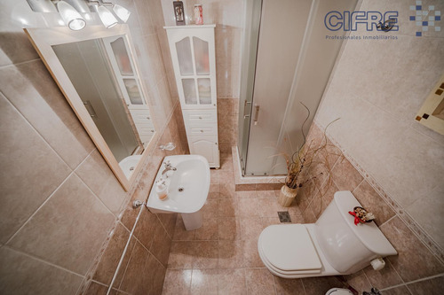 Casa En Lote Propio 5 Ambientes En Duplex Con Jardín Y Garaje. Lote 8.66 X 25