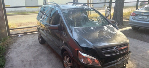 Imagen 16 de 18 de Chevrolet Zafira Gls Gls 2.0