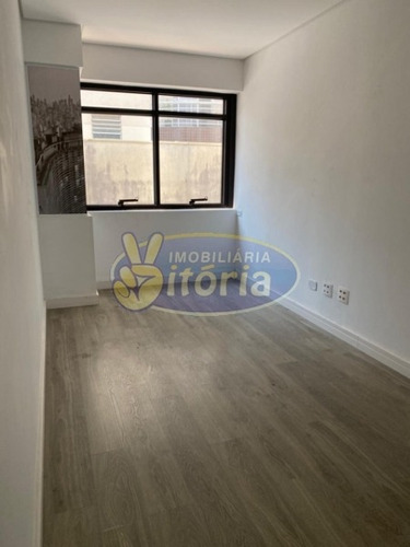 Imagem 3 de 9 de Sala Comercial Em Condomínio Para Locação No Bairro Centro, 1 Vagas, 55 M - 11202