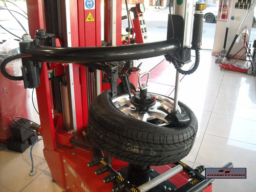 Imagen 4 de 4 de Bridgestone Dueler H/T 684 III Ecopia 245/70R16 - 111 - T - 1