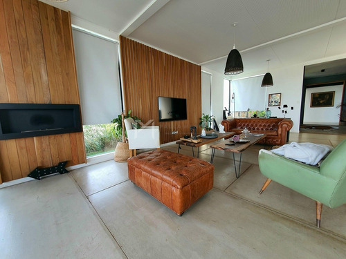 Casa En Venta Ubicado En Muelles, Puertos, Escobar