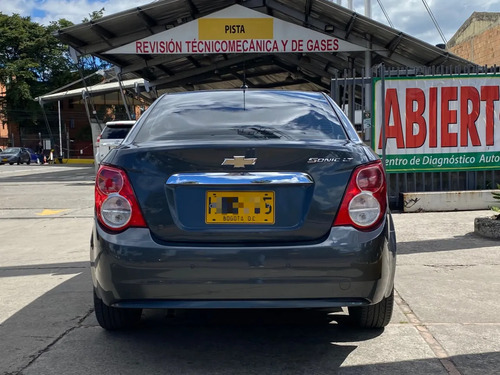Chevrolet Sonic 1.6 Lt 4 p