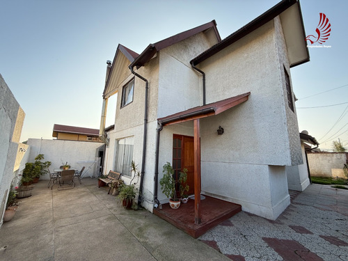 Se Vende Linda Casa En Belloto Centro
