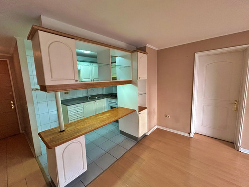 Dpto. Piso 17 De 1 Dorm 1 Baño + Terraza + Bodega - Catedral