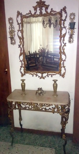 Consola De Marmolina Con Espejo Y Lámparas