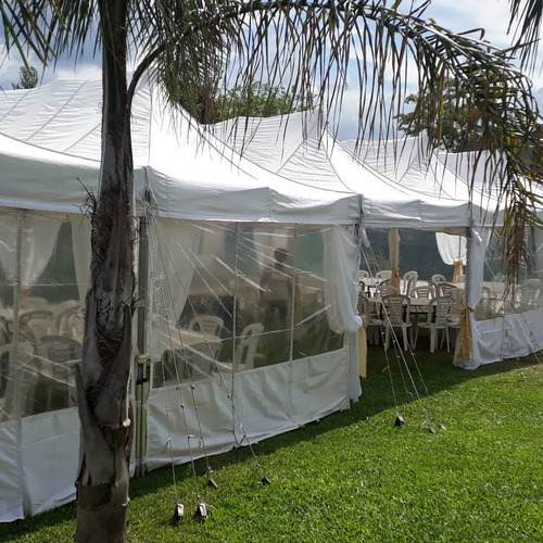 Carpas Mesas Sillas Puff Piso De Madera Gazebos Vajilla