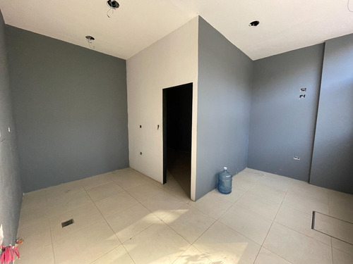 Imagen 5 de 30 de Locales En Venta Con Y Sin Renta En Pueblo Caamaño, Pilar