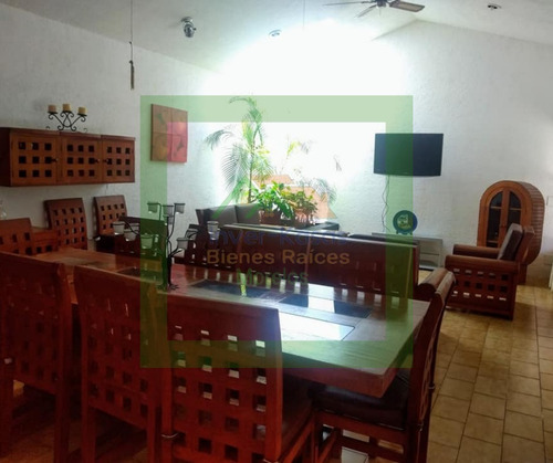 Casa Dos Caballos Disponible Para Fines De Semana En Lomas De Cocoyoc
