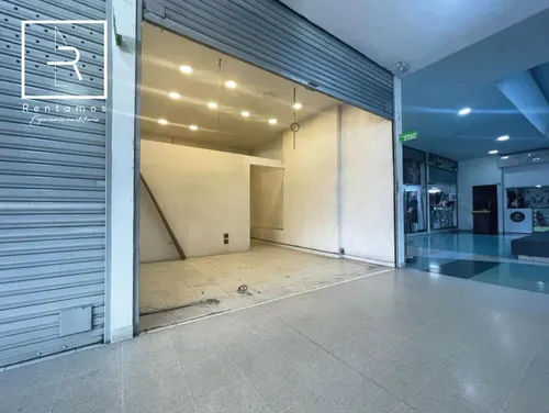 Local En Arriendo En Centro. Cod A775973