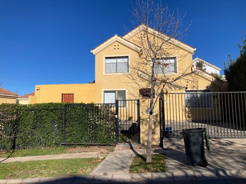Casa 5 Dormitorios El Peumo
